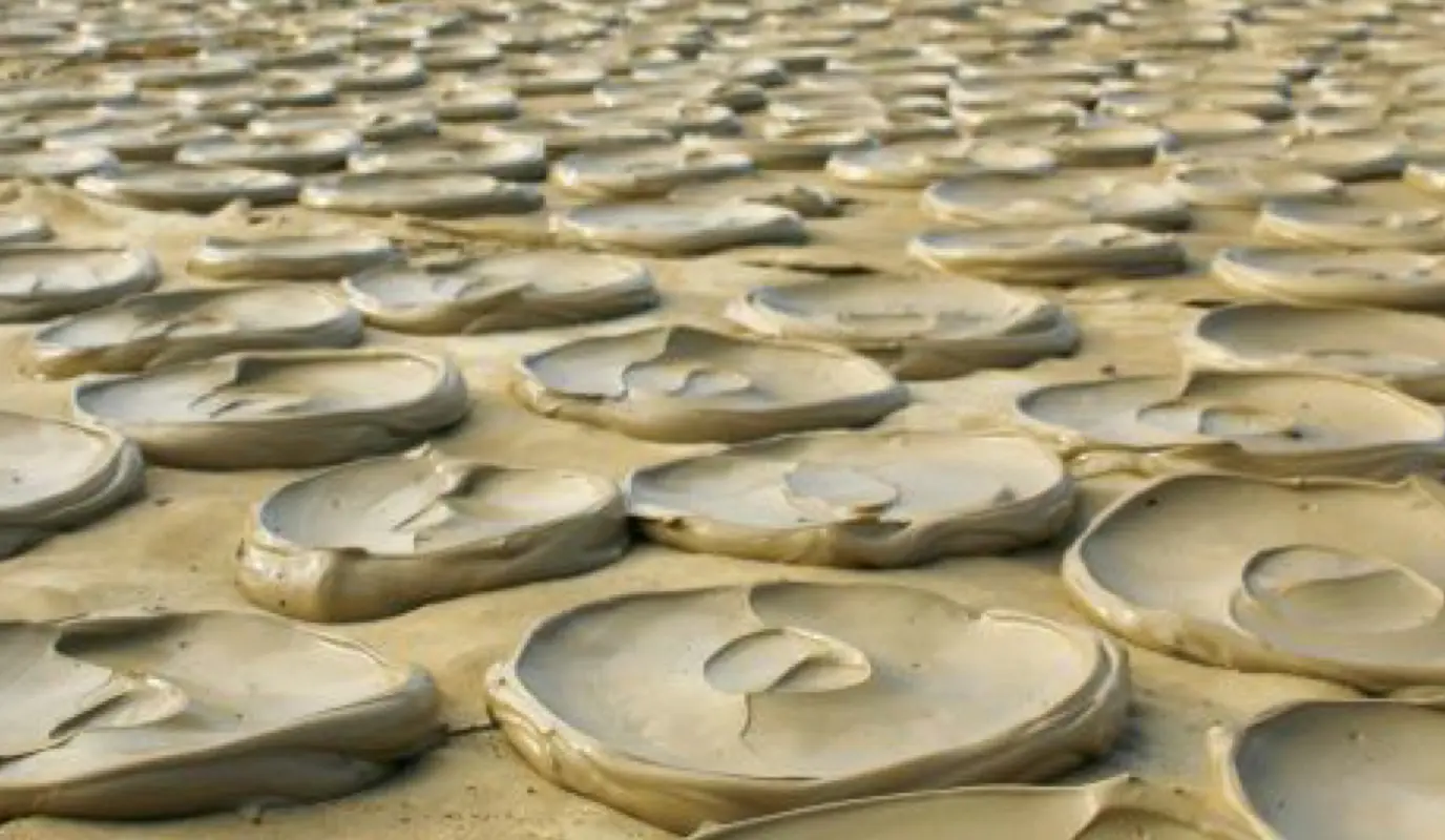 Bonbon tè bake in the sun. (Photo: Concern Worldwide)