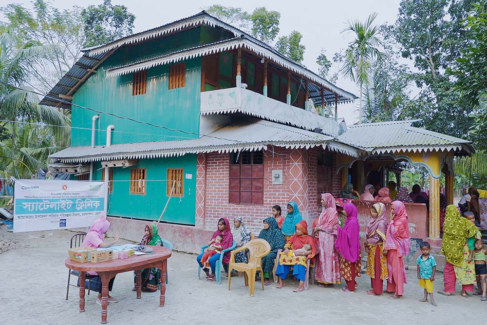 A satellite midwifery clinic in rural Banladesh