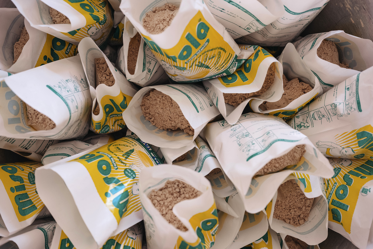 Misola enriched flour, produced in Niger. (Photo: Ollivier Girard/Concern Worldwide)