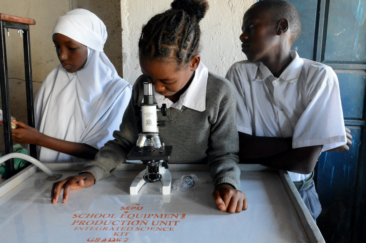 Students at Walda Primary School actively using equipment from the mobile laboratories as part of an initiative to increase education around and participation in STEM (especially for girls) organized by Concern. (Photo: Shaloam Strooper/Concern Worldwide)