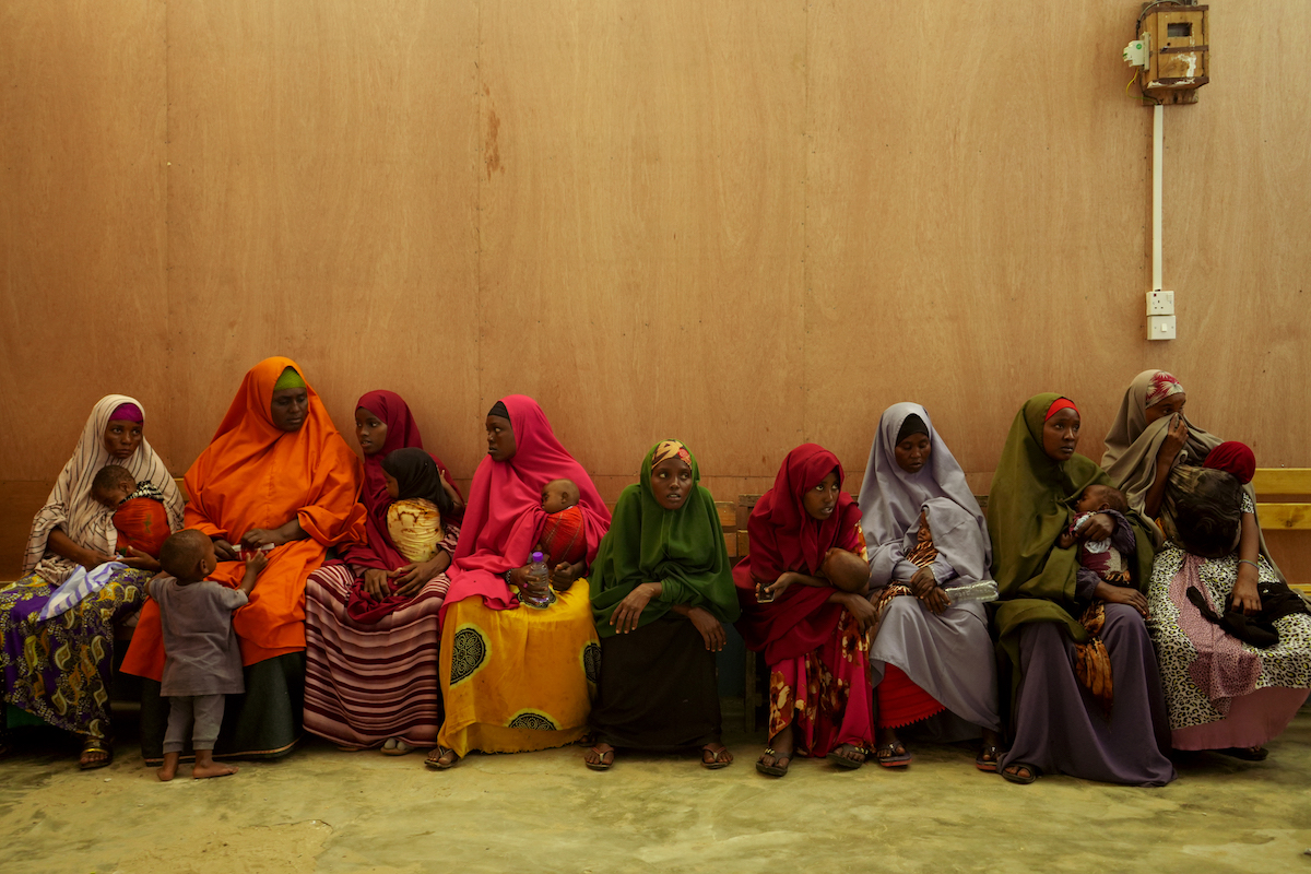The Somalia Cash Consortium (SCC), Consortium Management Unit (CMU) and Concern Worldwide Emergency and Health & Nutrition sectors visited Caafimaad Plus supported health facilities at Sinka-dheer in Daynile District. Photo: Concern Worldwide