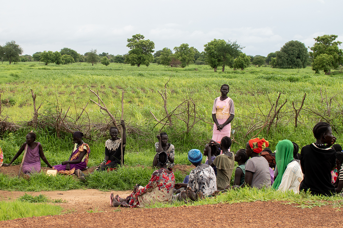 Women resting after working in the block farms in Warperdit, South Sudan. (Photo: Jon Hozier-Byrne/Concern Worldwide)