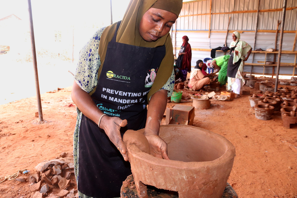 Participants in Hanaano, in partnership with Kenya’s Rural Agency for Community Development and Assistance, learn to make fuel-efficient stoves as a way to earn income.