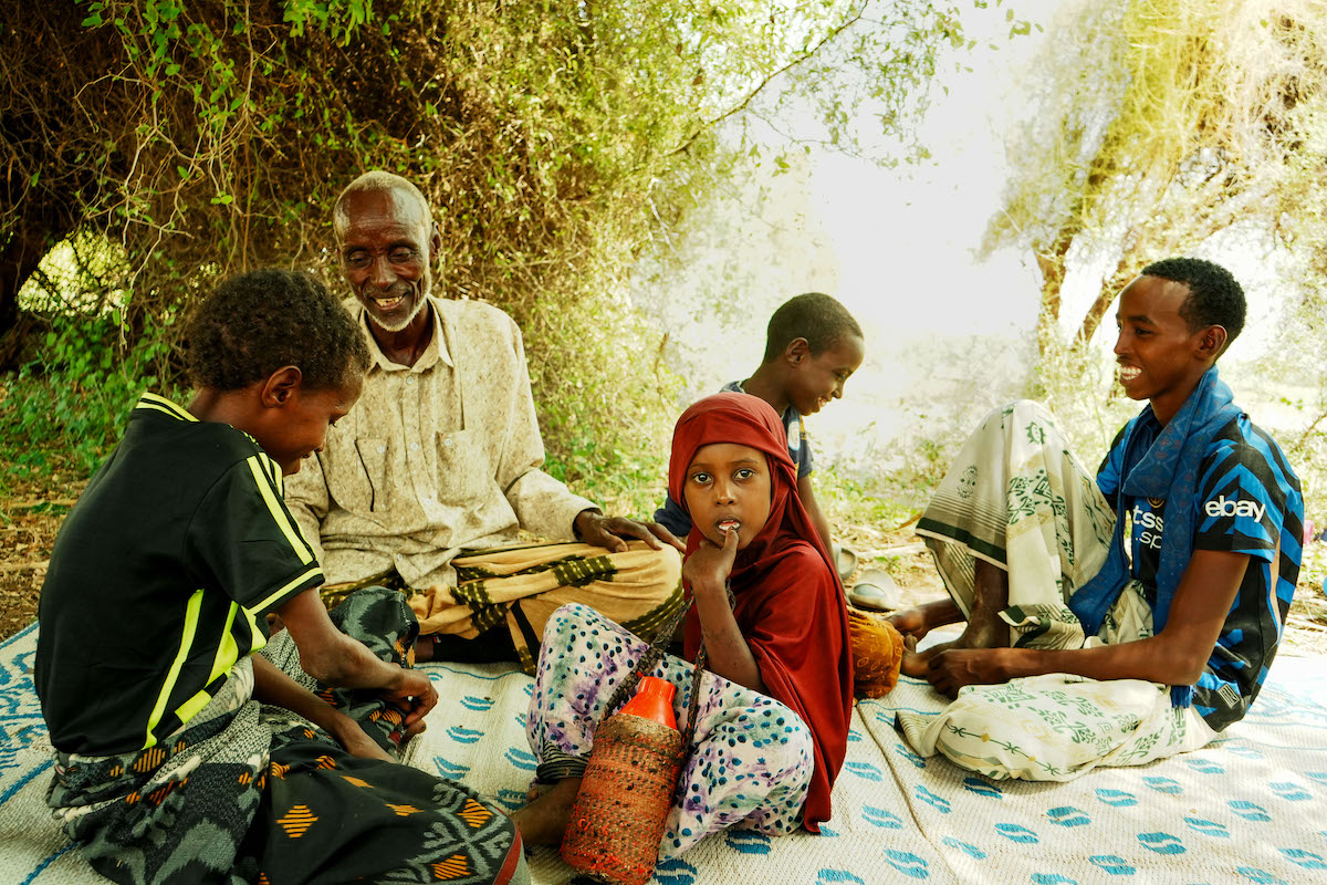 Hussein Abdulahi Hussein with his family. Hussein is a Hanaano program participant in Dollo Bay, Ethiopia