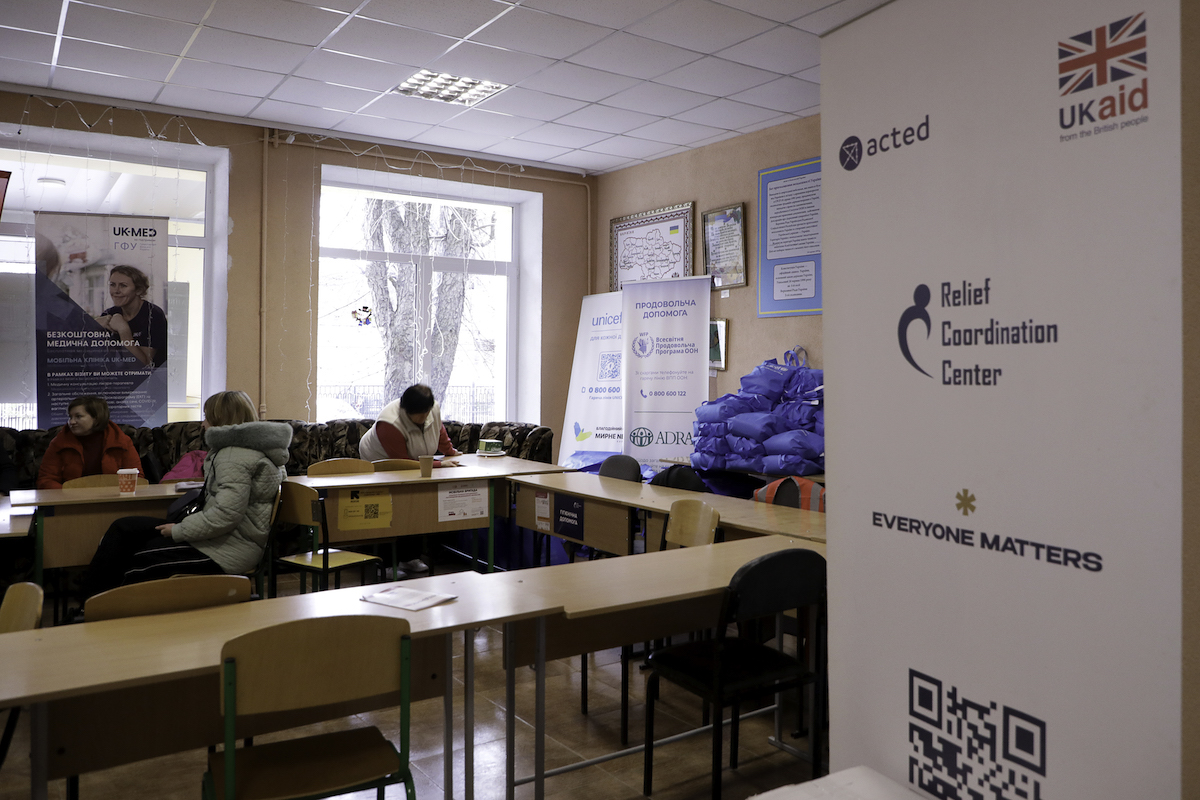 Individuals who have been internally displaced from Kharkiv and Donetsk oblasts are brought here to the Kharkiv Transit Centre, where they are given critical support (food kits, hygiene kits, psychological or legal aid), and can stay temporarily for up to three days, before being evacuated to central or western Ukraine. (Photo: Jon Hozier-Byrne/Concern Worldwide)