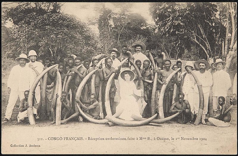 An archival photo from the territory known as French Congo in 1904.